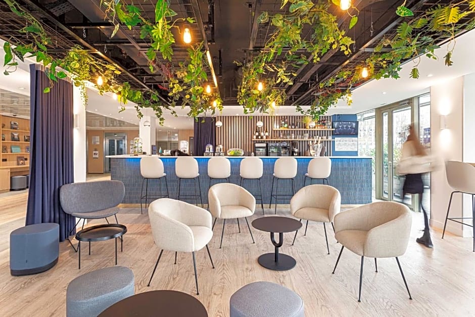 Holiday Inn Express Paris-Canal De La Villette By IHG