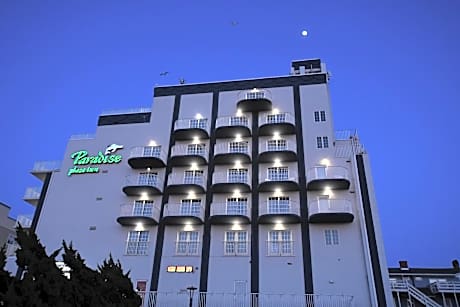 Paradise Plaza Inn