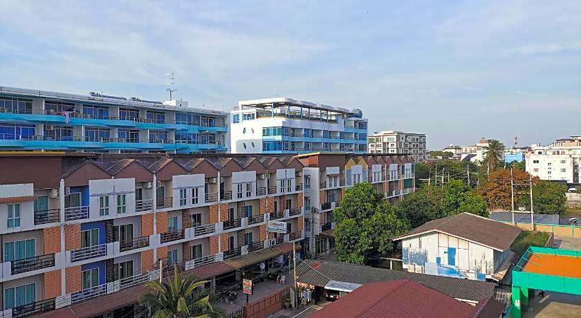 The Sea Bangsean Hotel