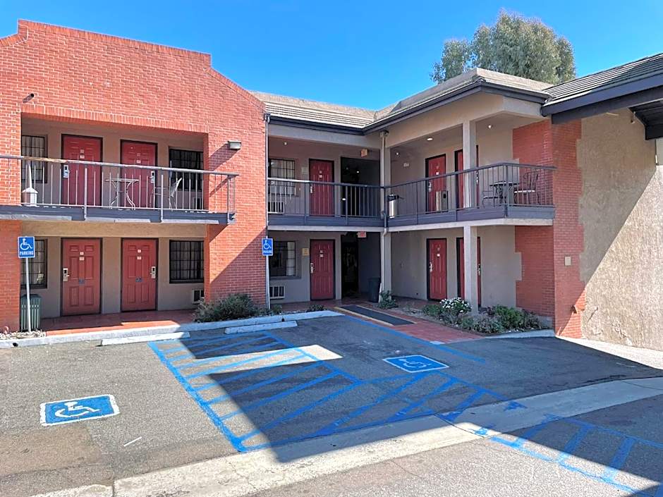 Ramada by Wyndham San Diego Poway Miramar