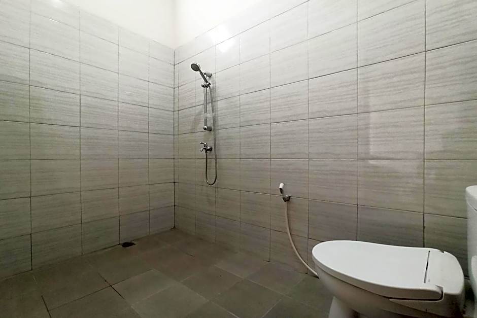 RedDoorz near Taman Merdeka Metro Lampung