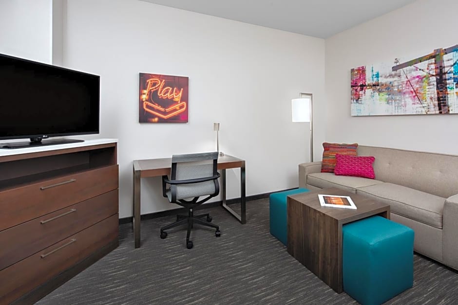 Homewood Suites by Hilton Nashville Downtown