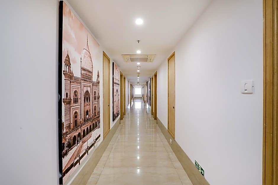 Lemon Tree Hotel Sector 60 Gurugram