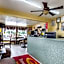 Econo Lodge Winfield