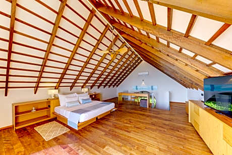 Superior Beach Loft - FREE return speedboat transfers for stays of 7+ nights, or 50% off speedboat transfers for stays less than 7 nights (max 2 guests). Book: 9 Jan–31 Oct 2026 | Stay: 1 Apr–31 Oct 2026