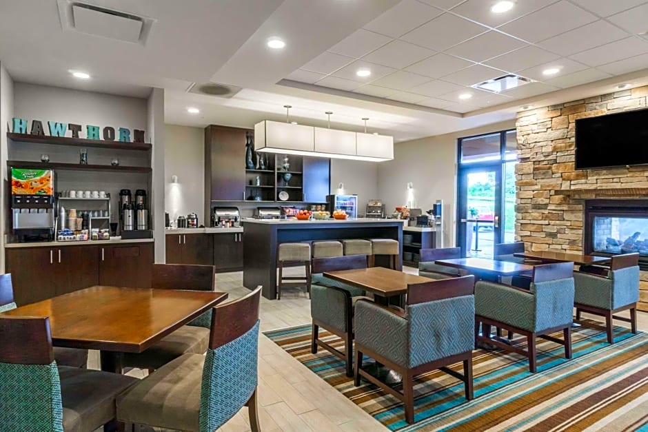 Hawthorn Suites by Wyndham Wheeling Triadelphia at Highlands