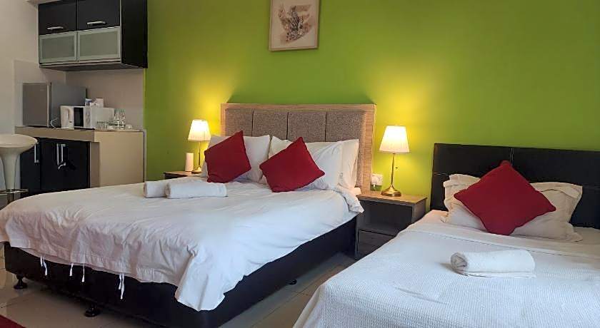 De Viana Hotel & Apartments