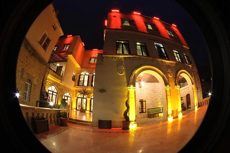 Tuğhan Hotel