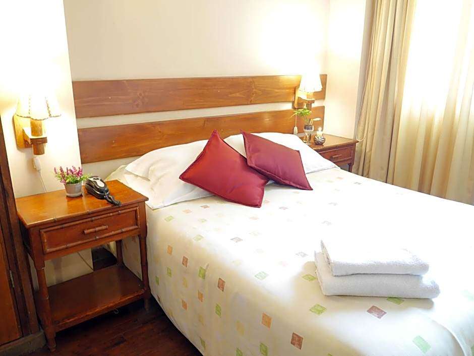 Suite Service Apart Hotel