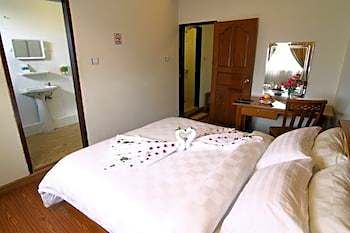 Shwe Htee Hotel