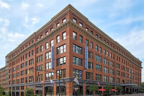 Homewood Suites by Hilton Grand Rapids Downtown