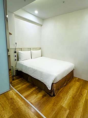 Standard Double Room (No Window)