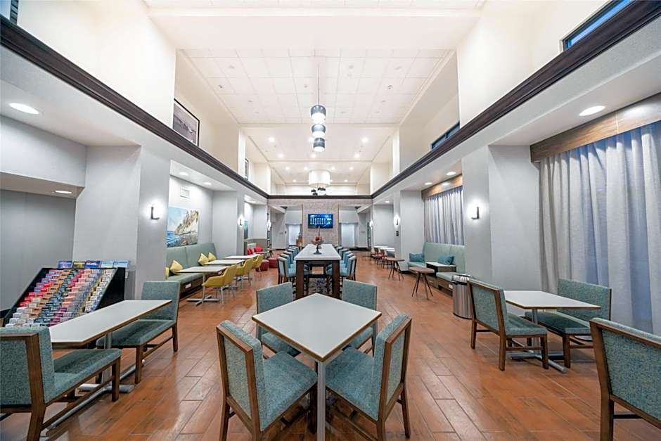 Hampton Inn By Hilton And Suites Seattle Kent