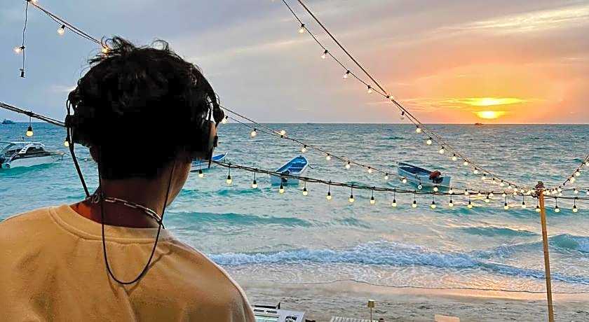 Blue Tao Beach Hotel