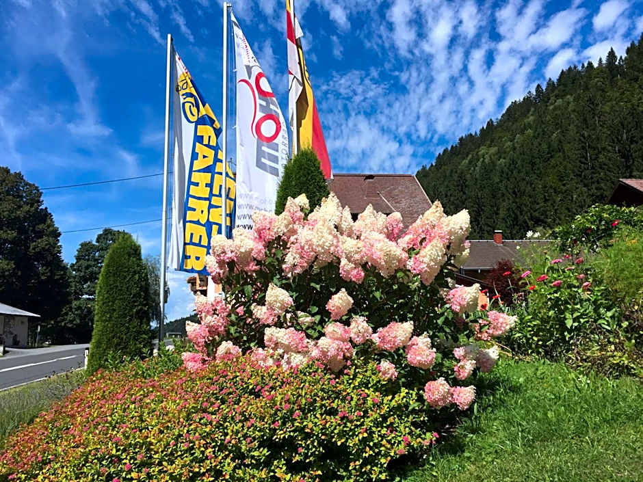 Hotel-Gasthof Strasswirt