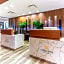 La Quinta Inn & Suites by Wyndham Chicago Downtown