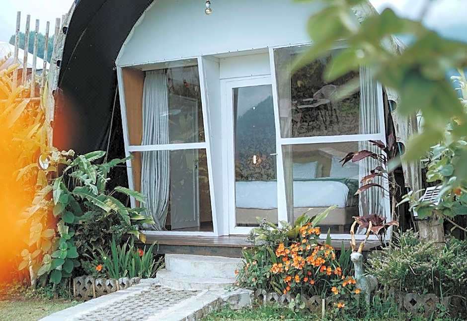 PonDaNu Cabins By The Lake