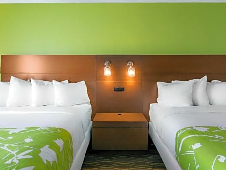 Queen Room with Two Queen Beds - Non-Smoking