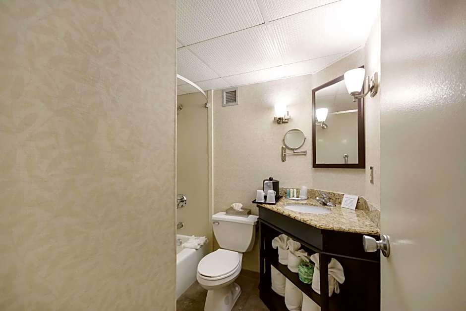 Exton Hotel and Conference Center