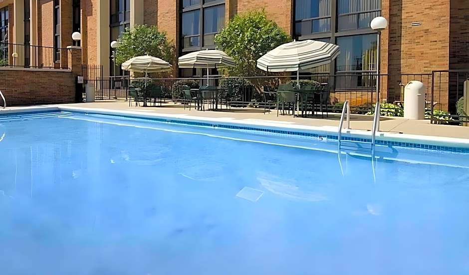 Hotel Lotus