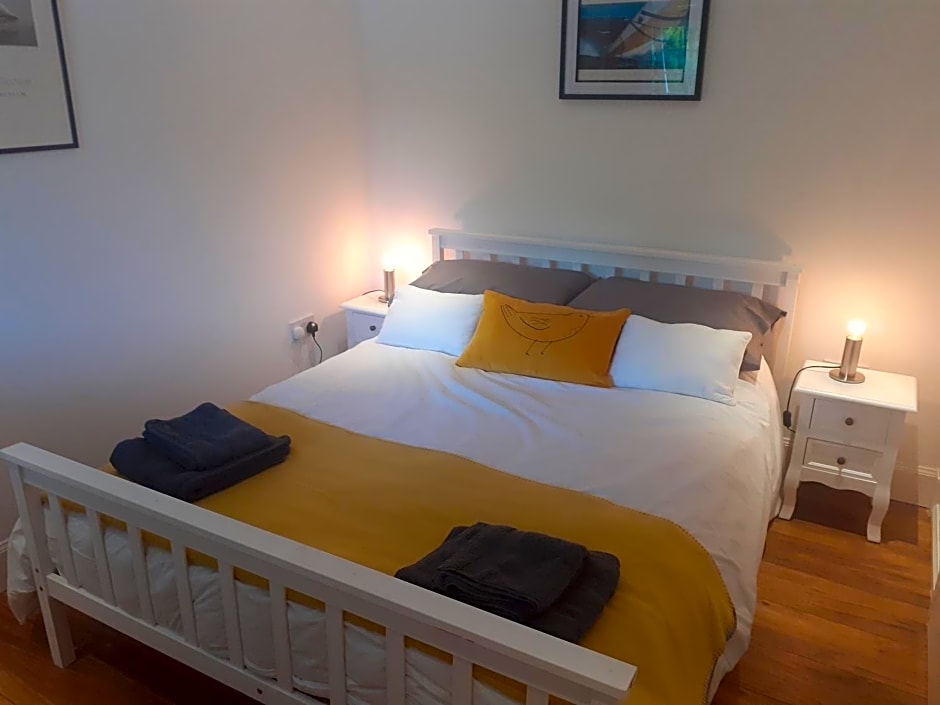 THE BOTHY SUITE BY TEMPLE WOOD