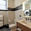 TRYP by Wyndham Wellington, Tory Street