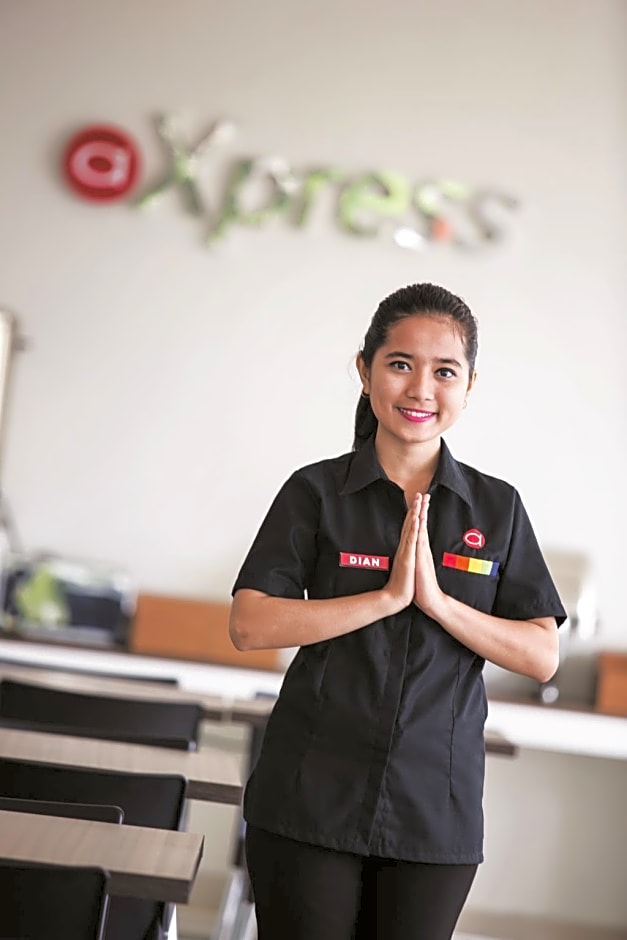 Amaris Hotel Darmo - Surabaya