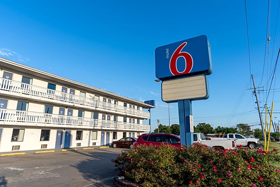 Motel 6-Cincinnati, OH
