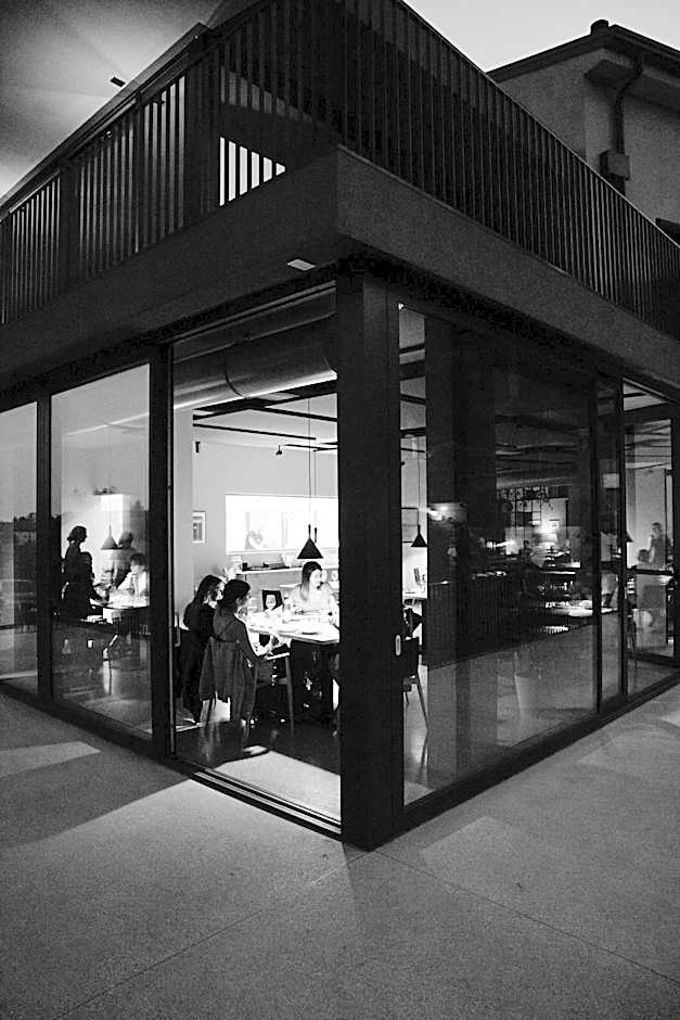 Stilla Rooms & Contemporary Cuisine