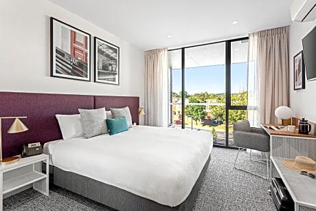 Studio Apartment with Balcony