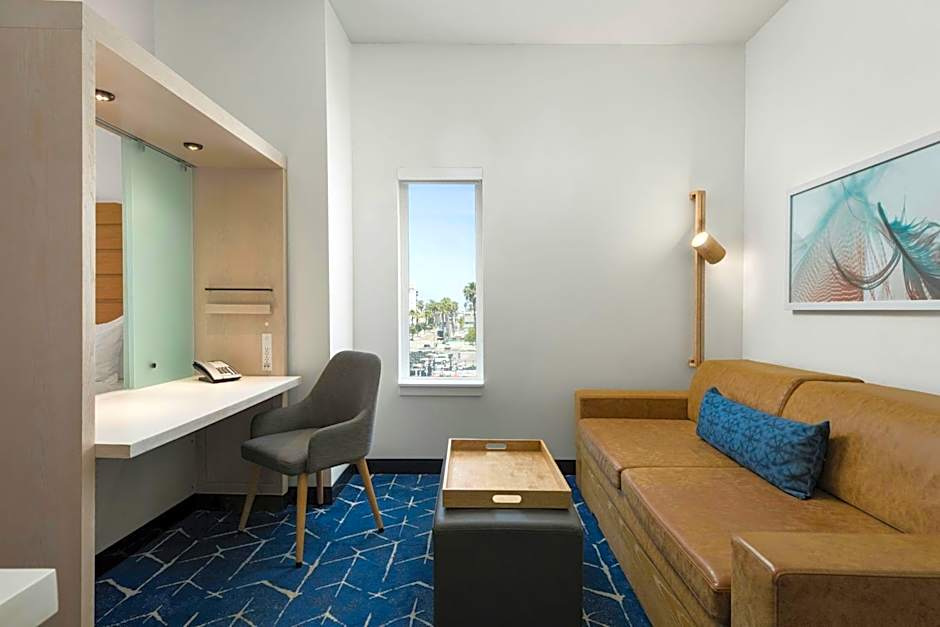 SpringHill Suites by Marriott Oceanside Beach