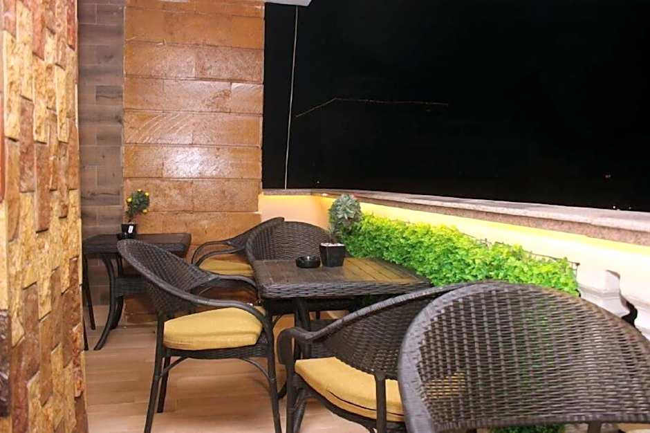 Pyramids View Guest House