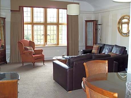 One-Bedroom Standard Apartment