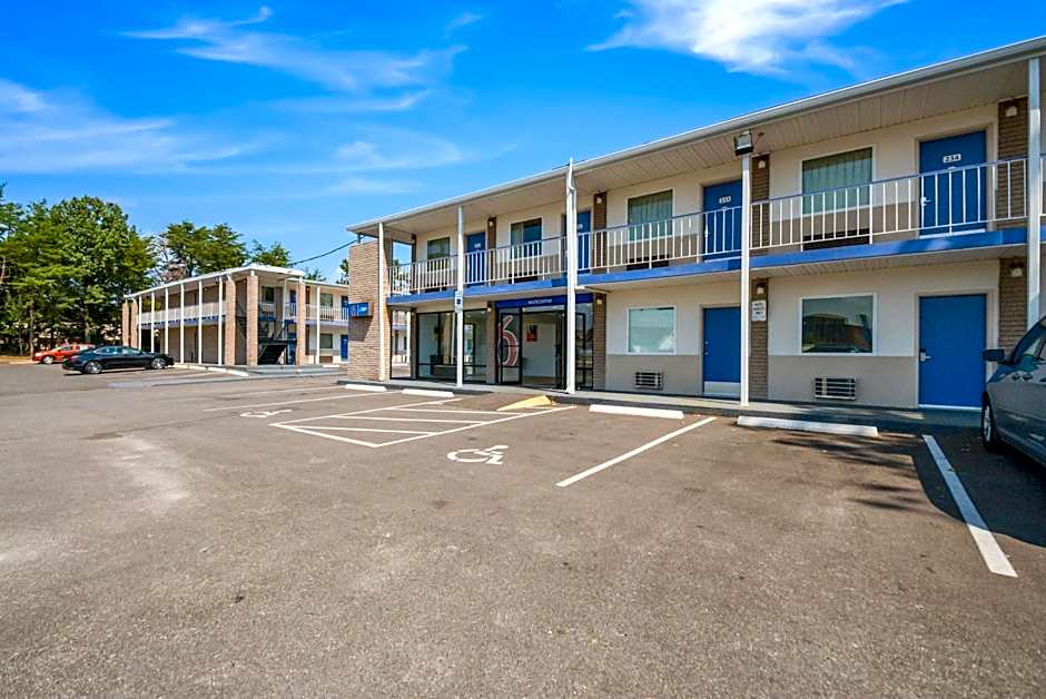 Motel 6-Odenton, MD - Fort Meade