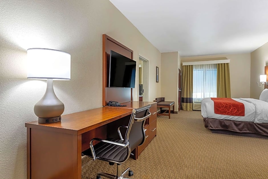 Comfort Suites