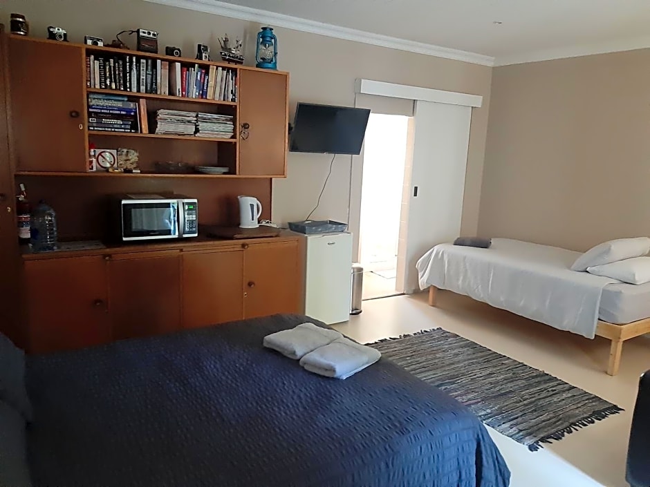 Dennecres4GuestRooms