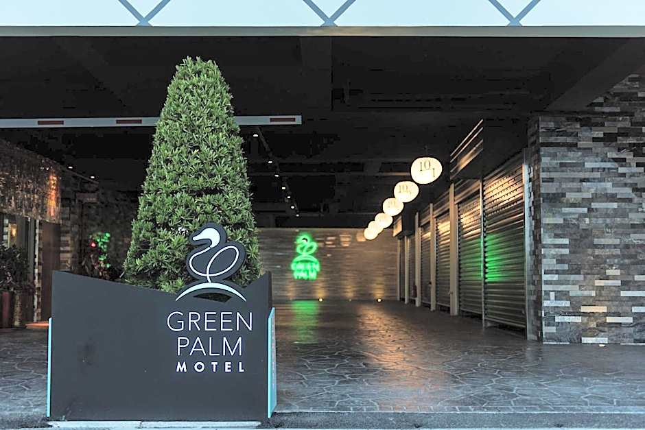 Green Palm Motel