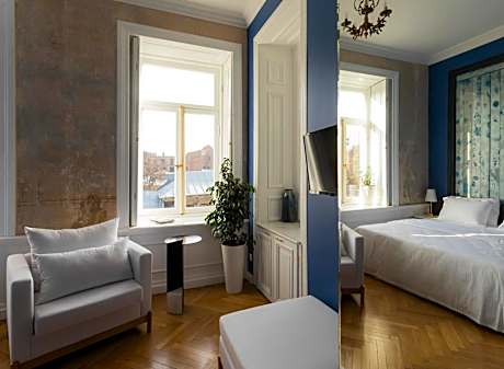 Double or Twin Room with City View