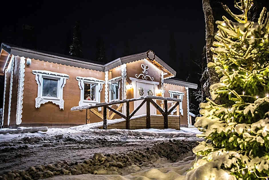 Elves Village Hotel