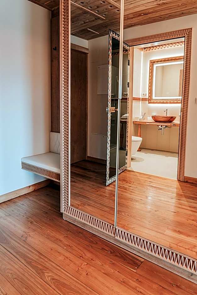 Mountain Diamond Resort