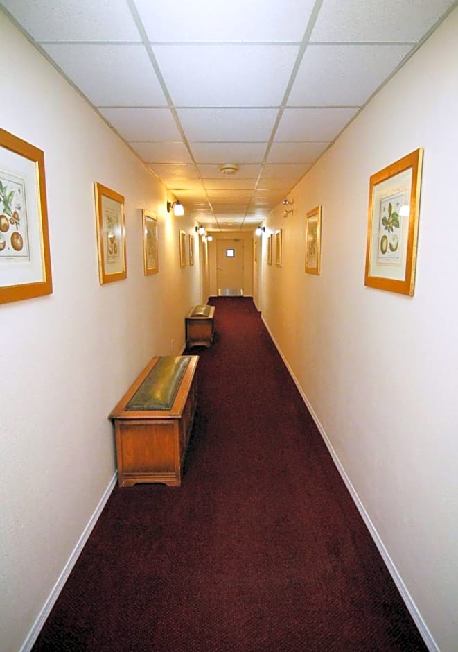 Heron's Landing Hotel