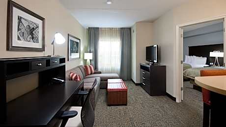 2 Double 1 Bedroom Suite Comm Accessible