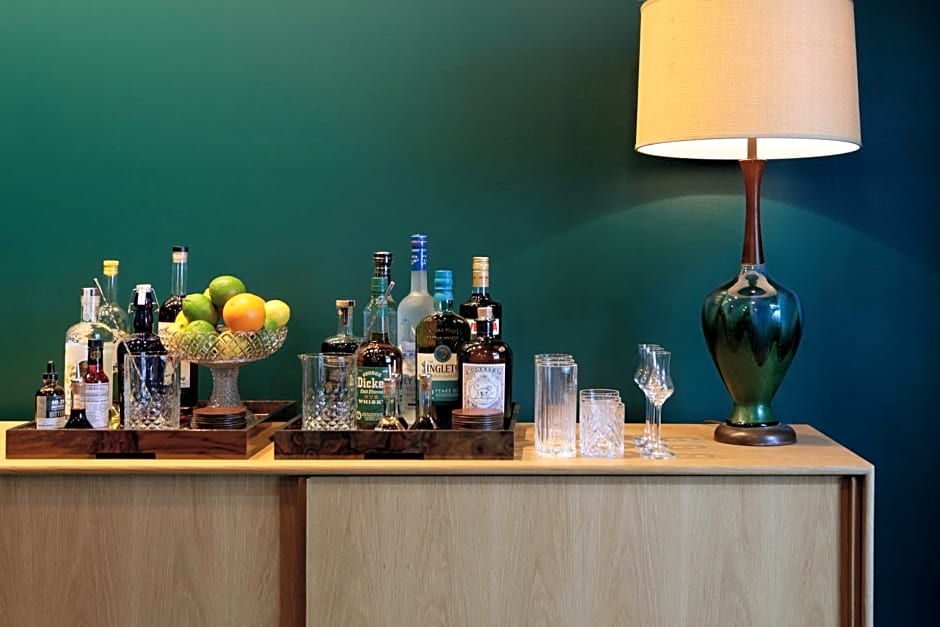 Kimpton Sylvan Hotel