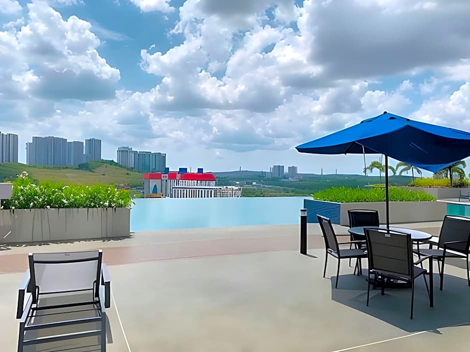 D'Pristine Suites at Medini