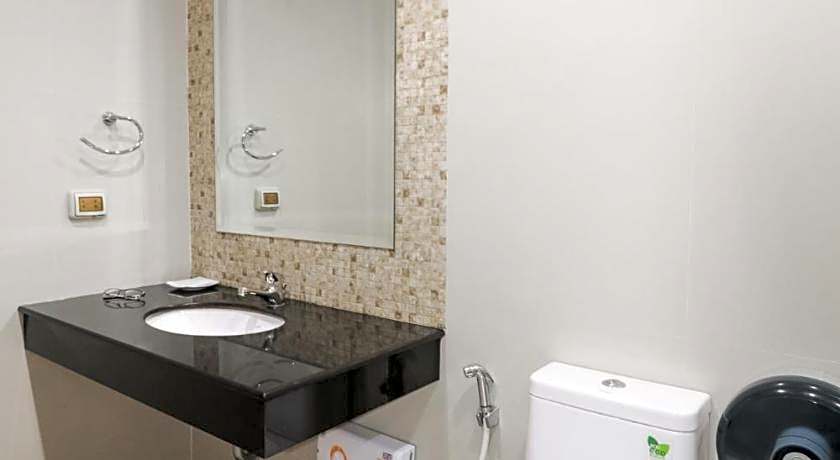 Greenview Ekkamai 10 Suite