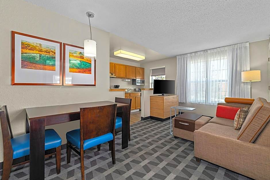 TownePlace Suites by Marriott Milwaukee Brookfield