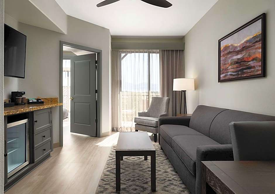 Embassy Suites by Hilton Tucson Paloma Village