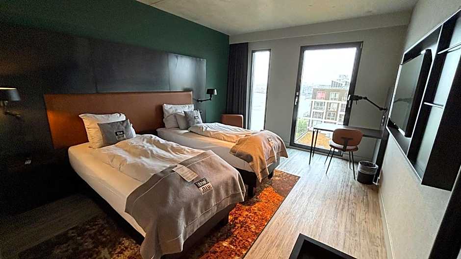 Holiday Inn - the niu, Fender Amsterdam By IHG