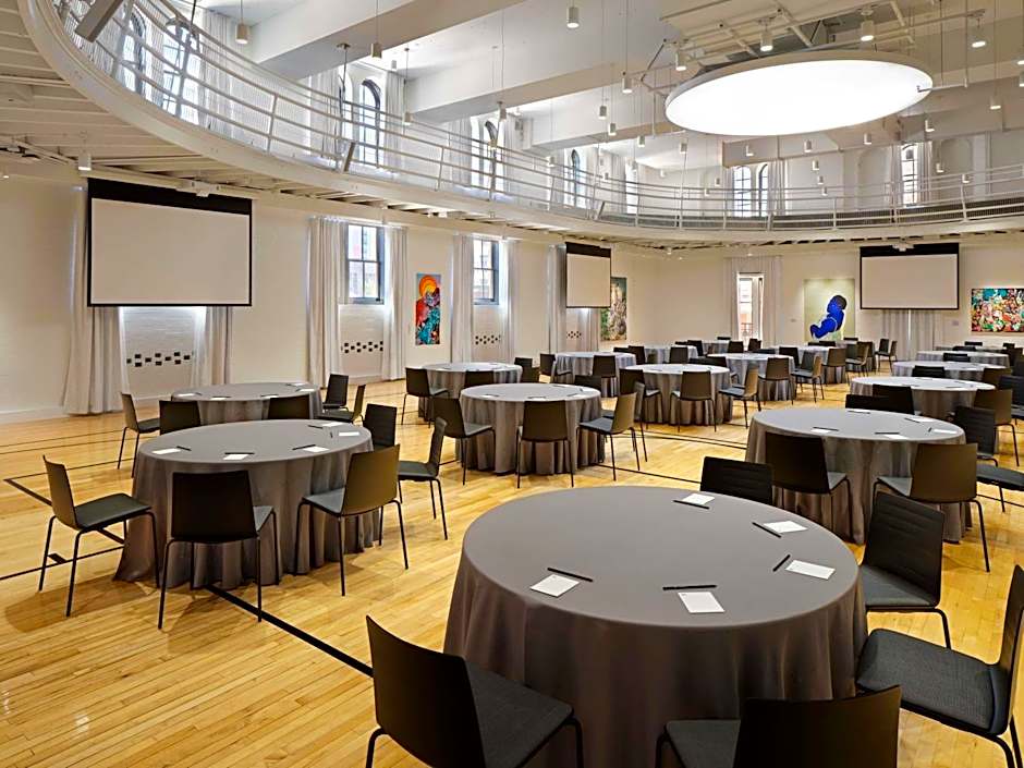 21c Museum Hotel St Louis