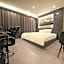 Hotel Hermes at Yongin Everland Station